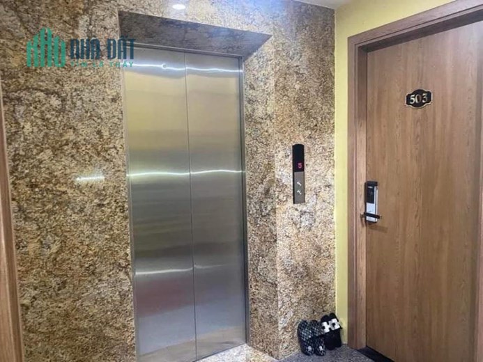 TOÀ NHÀ PHỐ NGUYÊN HỒNG - HUỲNH THÚC KHÁNG - KINH DOANH DÒNG TIỀN 120TR/THÁNG.