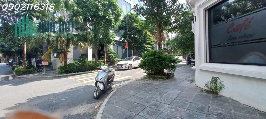 Bán nhà Nguyễn Sơn, độc hiếm, trung tâm kinh doanh, căn góc, ô tô tránh 2 bên,  giá chào 23 tỷ