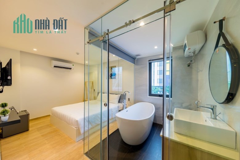 Cần bán Khách Sạn Quận Sơn Trà Đà Nẵng 800M Đến Biễn Mỹ Khê 8 Tầng 17 Phòng