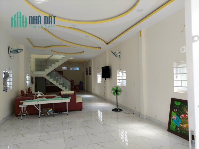 Kẹt tiền bán lỗ gần 300tr căn Nhà 4PN, 118m2 ở  KP Hoà Long, Phường Lái Thiêu, TP Thuận An, Bình
