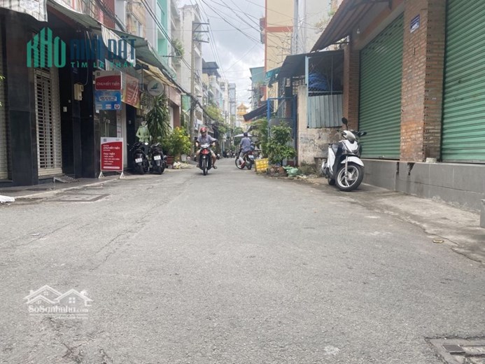 Cho thuê nhà 2 mặt tiền ngang 9m đường Lạc Long Quân