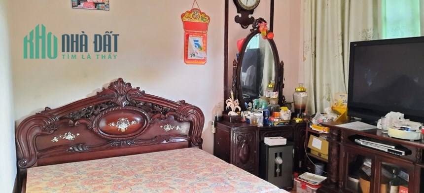 Nguyễn Chí Thanh 61m, 5 tầng, MT4.3, giá 10.9 tỷ ( ô tô, phân lô)
