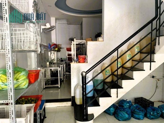 Cho thuê nhà nguyên căn 1T1L 3pn 200m2 hẻm xe hơi đường 36 Linh Đông