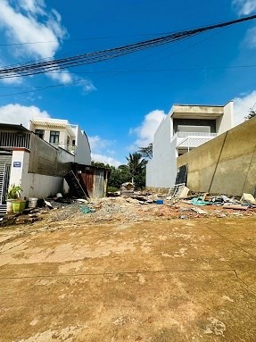 CHÍNH CHỦ CẦN BÁN LÔ ĐẤT HẺM 451/39 YMOAN, BUÔN MA THUỘT, ĐĂK LĂK