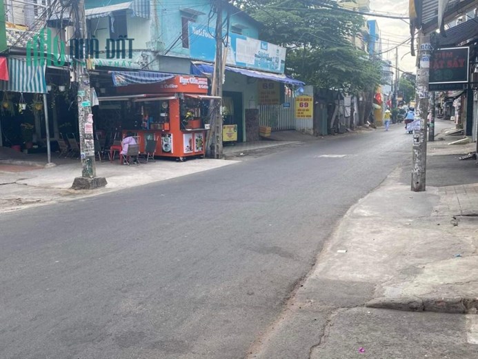 MẶT TIỀN NGUYỄN DU, NGANG 5.4M, ĐANG CHO THUÊ DÒNG TIỀN 20 TRIỆU/THÁNG. KHU VỰC KINH DOANH SẦM UẤT