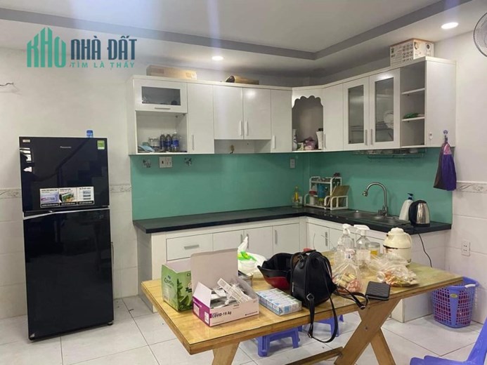 MẶT TIỀN NGUYỄN DU, NGANG 5.4M, ĐANG CHO THUÊ DÒNG TIỀN 20 TRIỆU/THÁNG. KHU VỰC KINH DOANH SẦM UẤT