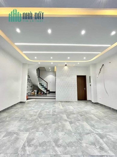 Nhà đẹp - Hiếm. Bán nhà Trần Quốc Hoàn - Cầu Giấy. DT 46m² - 5T. Phân lô - Ô tô - Kinh doanh đỉnh