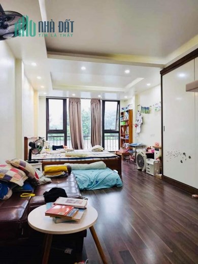 Nhà đẹp - Hiếm. Bán nhà Trần Quốc Hoàn - Cầu Giấy. DT 46m² - 5T. Phân lô - Ô tô - Kinh doanh đỉnh