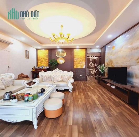 Nhà phố Mai Phúc, Phúc Đồng, trước nhà oto tránh, gần hồ, 102m, mặt: 6m, 8 tỷ