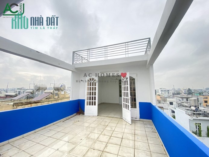 Cần cho thuê Toàn làm văn phòng 894 Trường Chinh, P15, Quận Tân Bình vị trí đẹp.
