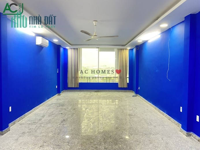 Cần cho thuê Toàn làm văn phòng 894 Trường Chinh, P15, Quận Tân Bình vị trí đẹp.