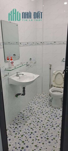Nhà cho thuê, 80m2, 3 phòng ngủ, Đường C2, Quận Bình Chánh