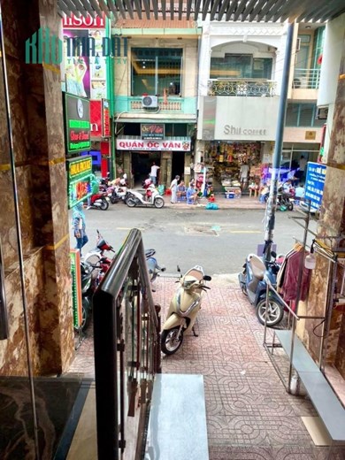 Bán Khách Sạn, Ngay Chợ Bến Thành, MT Nguyễn An Ninh , P. Bến Thành, Q.1
