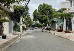 Cần bán lô đất ngang 9,5m tặng 2 căn nhà khu nội bộ đường Trần Nguyên Đán, F Thắng Nhất, TP Vũng Tàu