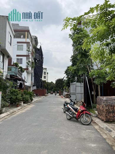 Đất đấu giá Thượng Thanh, 85m, MT 6.5m, ô tô tránh, vỉa hè, kinh doanh, 8 tỷ