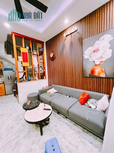 Bán Nhà Phố Xuân Đỉnh 31m2 x 5 tầng, mặt ngõ rộng, 3 phòng ngủ đầy đủ công năng, tặng full nội