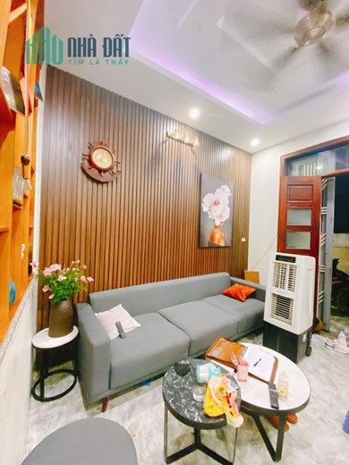 Bán Nhà Phố Xuân Đỉnh 31m2 x 5 tầng, mặt ngõ rộng, 3 phòng ngủ đầy đủ công năng, tặng full nội