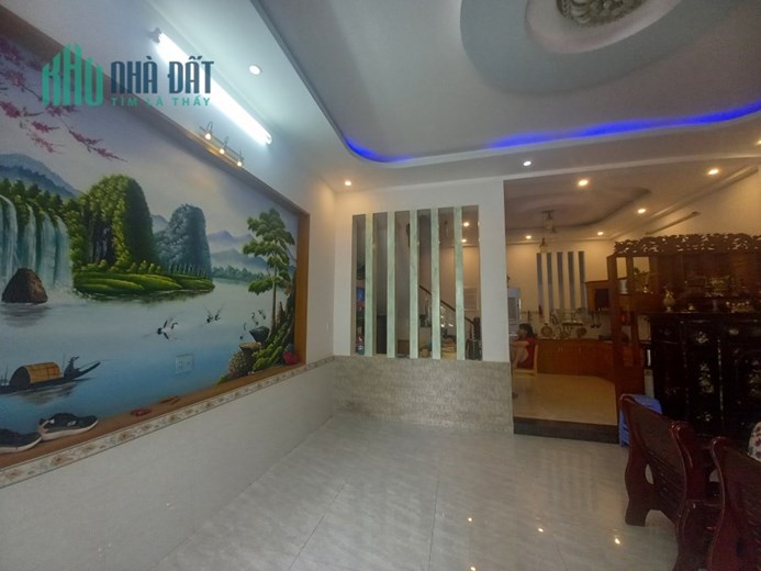 Mặt tiền KD đường 24m- 84m2- 4 tầng- KDC VIP Linh Tây-Thủ Đức