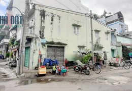 Nhà 2 tầng căn góc MT đường Kim Biên P13 Q5. Giá 23 tỷ