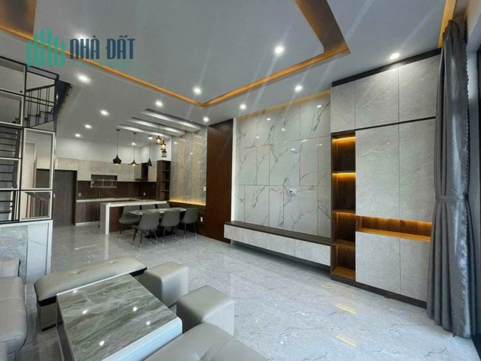 NHÀ ĐẸP - nhà 3 tầng 3 mê đường Thanh Lương 32