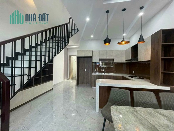 NHÀ ĐẸP - nhà 3 tầng 3 mê đường Thanh Lương 32