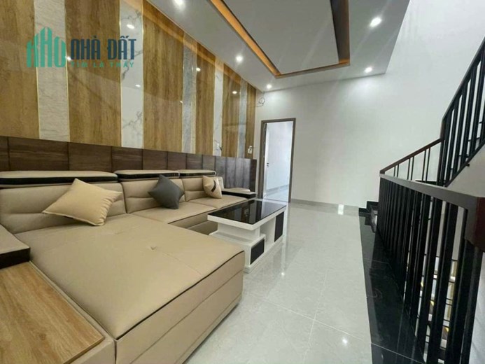 NHÀ ĐẸP - nhà 3 tầng 3 mê đường Thanh Lương 32
