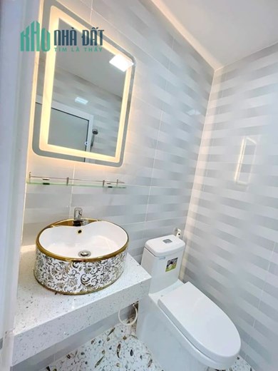 Nhà bán Trệt, lầu mới hẻm ô tô 154 Âu Dương Lân P3Q8 - 5 Tỷ 7