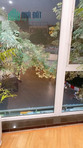 MẶT PHỐ NGUYỄN CHÍ THANH - 48M2 X 4 TẦNG - MT 6.3M - VỈA HÈ RỘNG ĐẸP - KD SẦM UẤT NGÀY ĐÊM