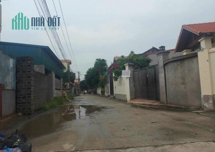 Bán đất lô góc tặng nhà tại Văn Lâm, Hưng Yên