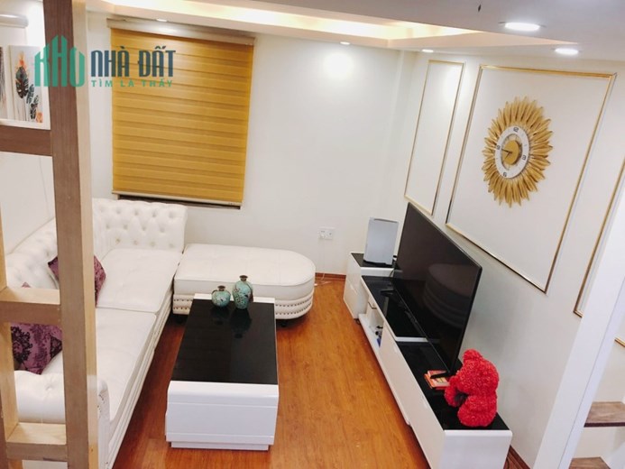 NHÀ ĐẸP THANH XUÂN GIÁ RẺ, 40M2, 5 TẦNG ĐẸP, 4.4 TỶ.