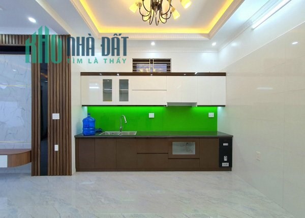 Bán nhà xây mới phố Nguyễn Tường Loan - Lê Chân 43m 4 tầng GIÁ 2.95 tỉ