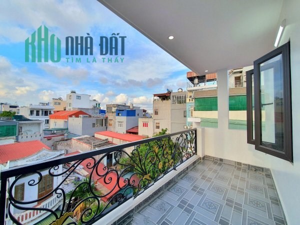 Bán nhà xây mới phố Nguyễn Tường Loan - Lê Chân 43m 4 tầng GIÁ 2.95 tỉ