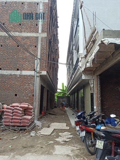 Bán nhà xây mới phố Trung Hành, diện tích 45m 4 tầng GIÁ 2.68 tỉ ngõ nông