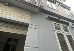 Bán nhà phố Đình Đông, diện tích 55m 3 tầng độc lập dân xây GIÁ 2.8 tỉ