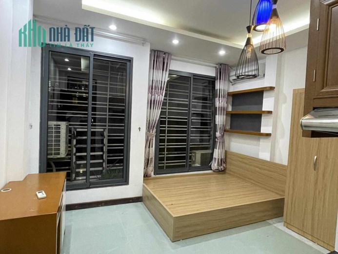 Cho thuê nhà,CHDV, Nguyễn Công Hoan 60m2, 5T, 8CHKK, 40tr, Ba Đình.