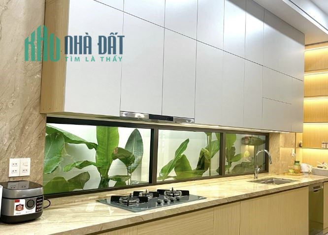 Cho thuê Biệt thự siêu đẹp đường Cộng Hòa, 7,6 x30m, 3 tầng
