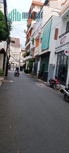 Cho thuê nhà 2 tầng hẻm 1073/ CMT8 ( khu Cư xá Tự Do)
