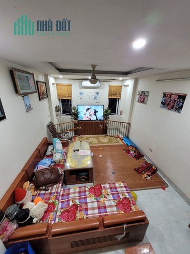 Ngô Gia Tự nhà 4 tầng 36m, ngõ oto tránh đỗ, kinh doanh tốt, cực thoáng, 4 tỷ 8