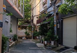 Cho thuê nhà 3 tầng hẻm 65 đường Giải Phóng