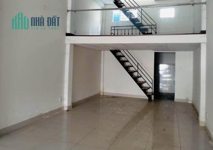 MẶTTIỀN HVT PHƯỜNG 4 TÂN BÌNH - GẦN SÂN BAY-  DT 81M2 - 3 BTCT NHỈNH 18 TỶ