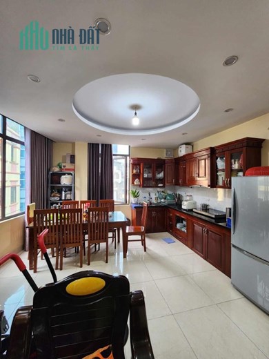Nhà liền kề phân lô ngõ 13 Lĩnh Nam, 50m 5t mt5.8m 8.5 tỷ, ô tô chạy vòng quanh, lô góc