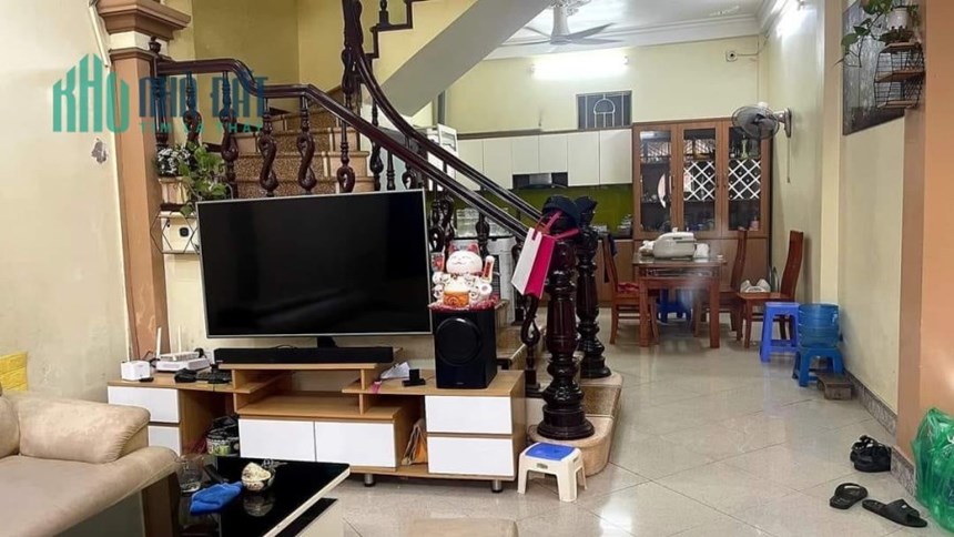 Bán nhà ngõ 624 Minh Khai 60m 4T mặt tiền 4.5m 5.4 tỷ