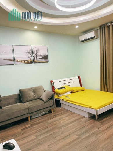 Bán nhà phố Tôn Đức Thắng lô góc nội thất full ôTô50m 4Tg MT 4,5m chỉ 5 tỷ LHCC.