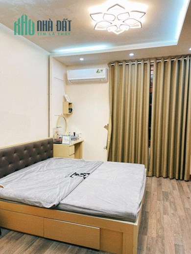 Bán nhà phố Tôn Đức Thắng lô góc nội thất full ôTô50m 4Tg MT 4,5m chỉ 5 tỷ LHCC.
