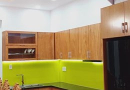 MT LỚN, VIP Ở VÀ KINH DOANH, MT TRẦN XUÂN SOẠN, 4 TẦNG, 5x13M, CHỈ NHỈNH 9 TỶ TL