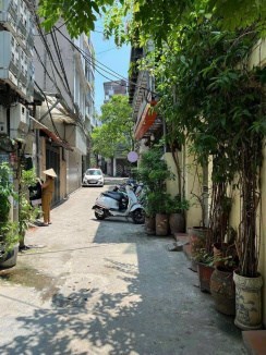 Chính chủ cần bán gấp nhà đất số 1 ngõ 158 Nguyễn Khánh Toàn 41m2 ,lô góc giá nhỉnh 7 tỷ