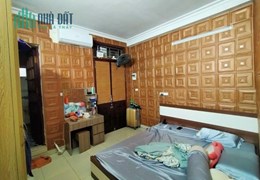 2 TỶ NHỈNH 1 CHÚT XÍU 38 MV,TẬN 3 TẦNG THÊM TUM VỊ TRÍ VIP TẠI PHÚ VIÊN, BỒ ĐỀ,LONG BIÊN
NGÕ