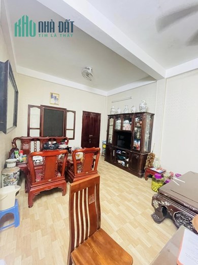 Bán nhà Cát Linh 42m2 x 4T, MT 6,7m giá 5,1 tỷ