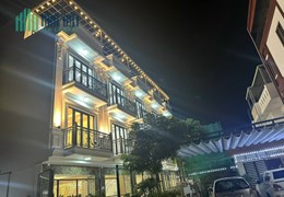 Dãy nhà xây mới, oto đỗ cửa địa chỉ Khúc Thừa Dụ 2 Đẹp rẻ nhất phân khúc phố trung tâm