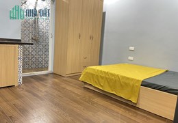 Gấp! Phòng đẹp Xuân Thủy, tầng 3, đủ đồ, ban công, chỉ 3tr3